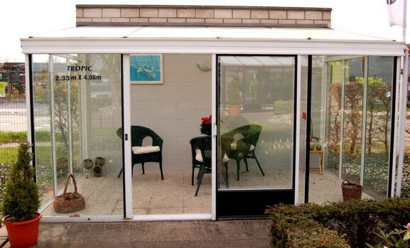talvipuutarha_vihreät_talvihuoneet_TropicVeranda_06