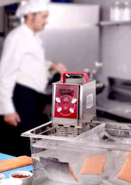 TRE-Spade_Sous-Vide-COOKER