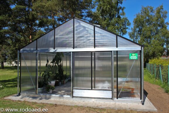kasvuhoone-Euro-Plus-28m2-22