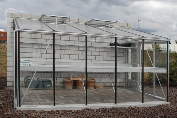 Kasvihuoneen seinä-3