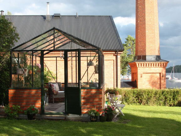 kasvihuone sokkelilla_01