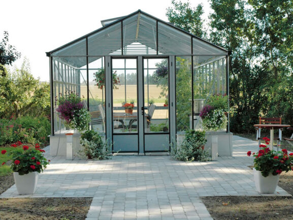 Kasvihuone sokkelilla plus_02