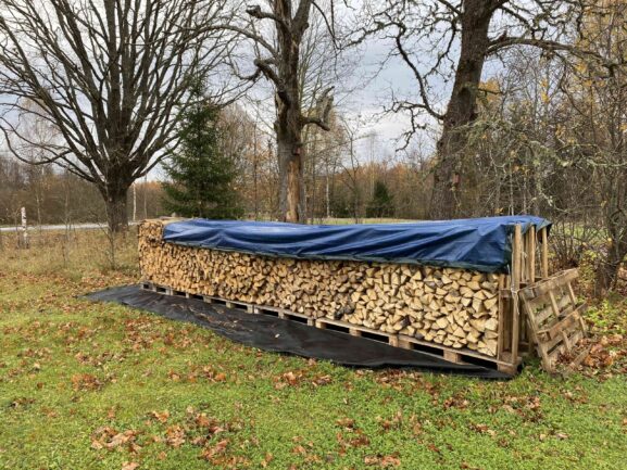 häkin kuorman suojus